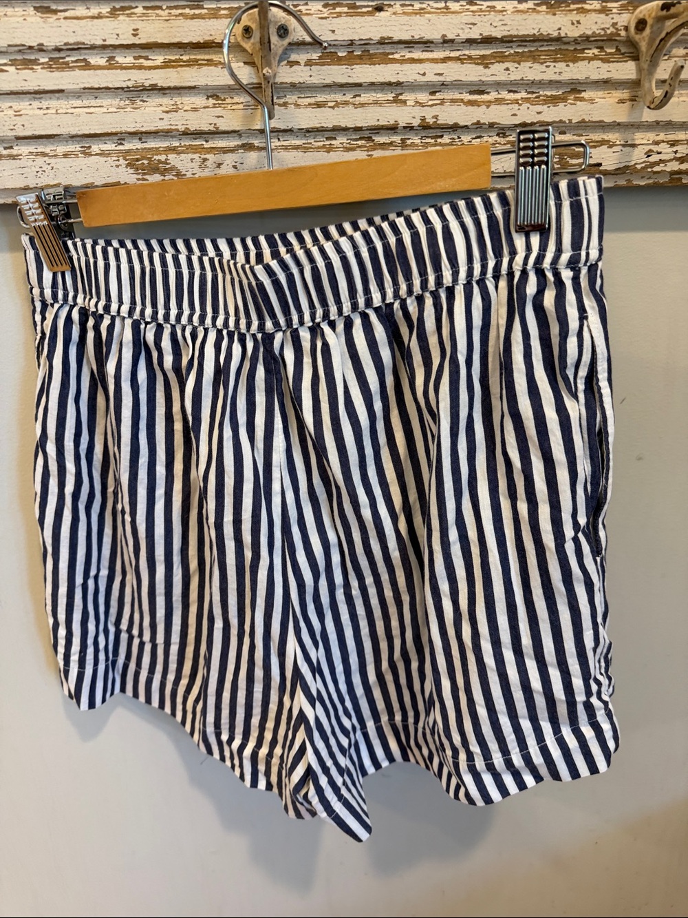 Anthropologie Wren Striped Navy & White Boxer Shorts Size Small - Picture 4 of 8